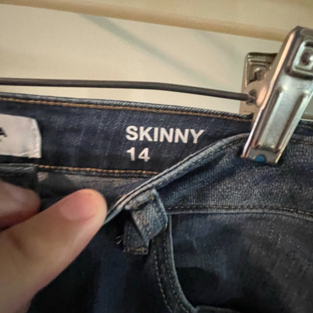 jeans - Picture 3 of 4